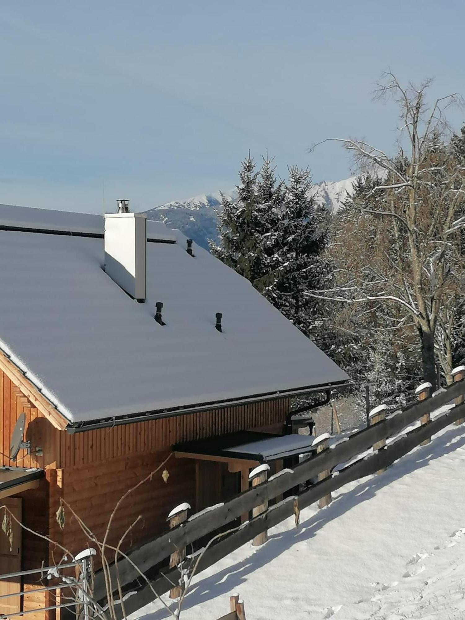 Laerchenhaus ,,Unterer Brodl" Villa Sankt Peter am Kammersberg Exterior foto